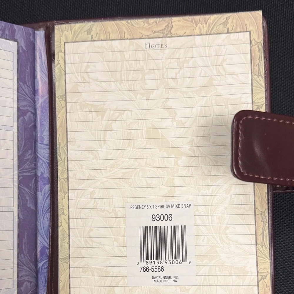 Dayplanner  Elegant Embossed -calendar